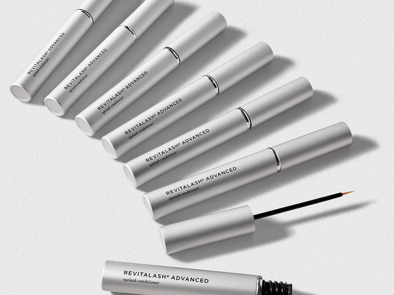 والإجابة عليها REVITALASH® ADVANCED الأسئلة الأكثر شيوعاً حول سيروم تطويل الرموش