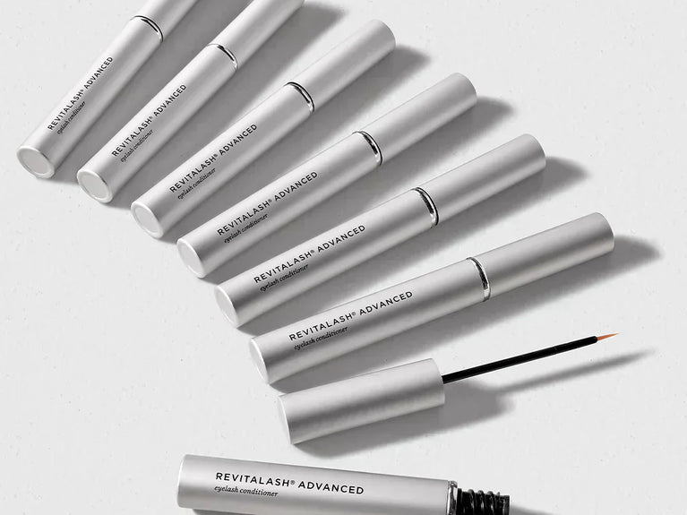 الأسئلة الأكثر شيوعا حول افضل سيروم لتطويل الرموش والإجابة عليها